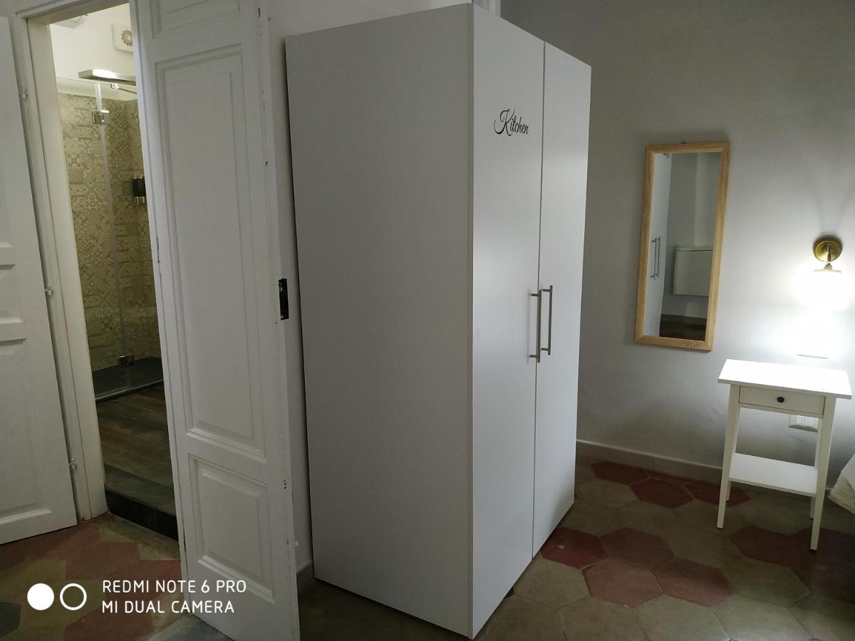 Le Suite Del Teatro Cucinino Privato Taranto Exterior foto